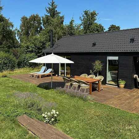 Ferienhaus Bright Summer House Near Sejro Bay *